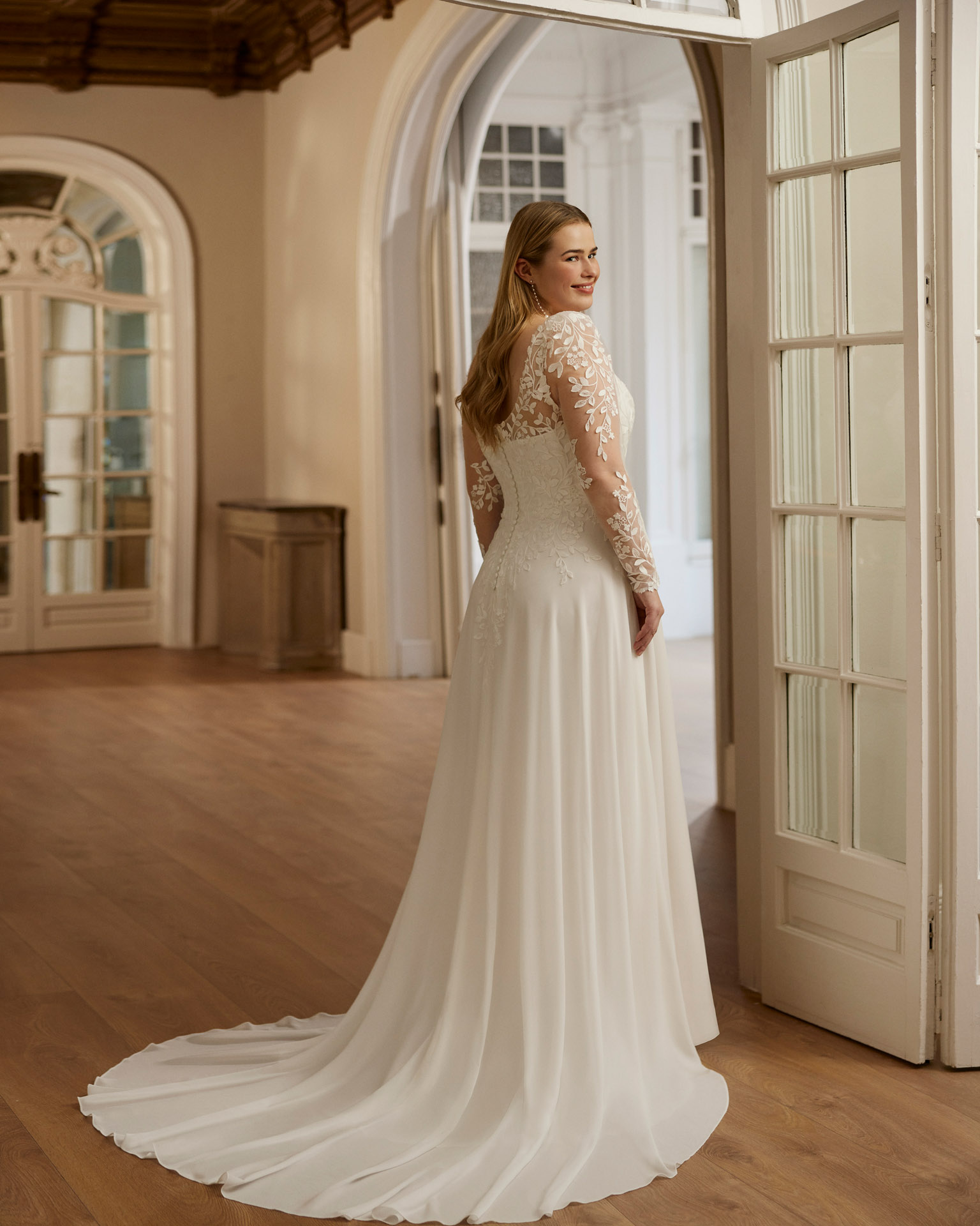 Het Witte Huys Bruidsmode | wastel 2350